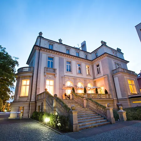 Szálloda Platinum Palace Boutique &