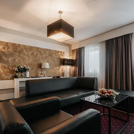Platinum Palace Boutique & Hotel