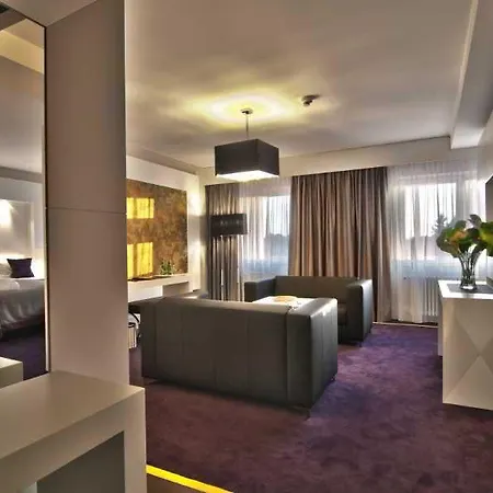 Platinum Palace Boutique & Ξενοδοχείο