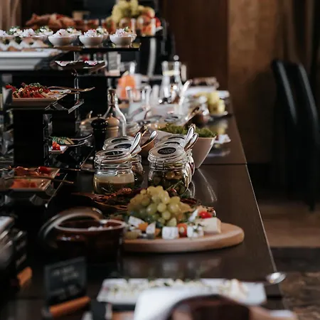 Ξενοδοχείο Platinum Palace Boutique & 5*