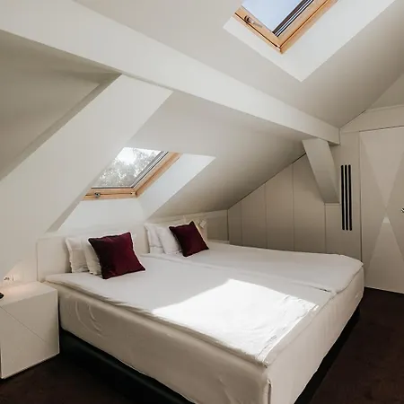 Platinum Palace Boutique & Hotel 5*