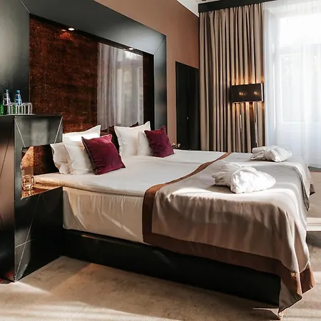 Platinum Palace Boutique & Hotel