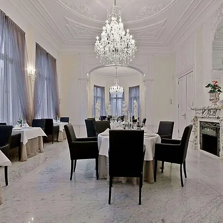 Platinum Palace Boutique & Hotel