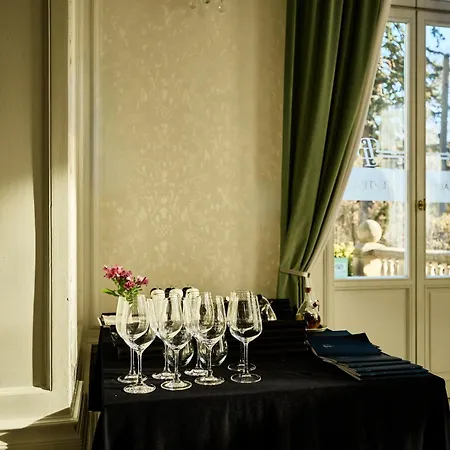 Hotell Platinum Palace Boutique & 5*