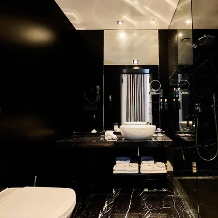 Platinum Palace Boutique & Hotel