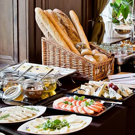 Hotel Platinum Palace Boutique & 5*