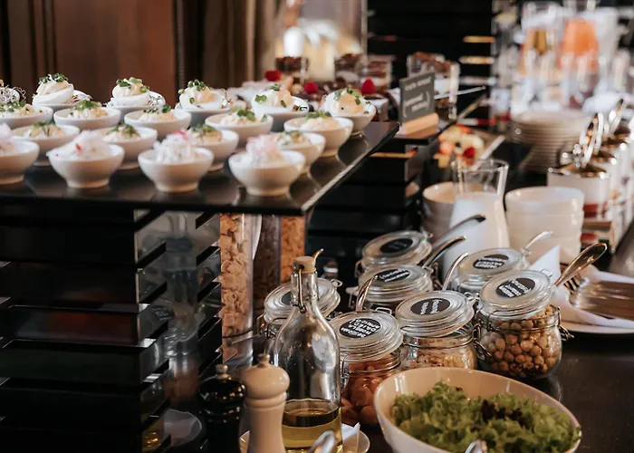 Hotell Platinum Palace Boutique & 5*