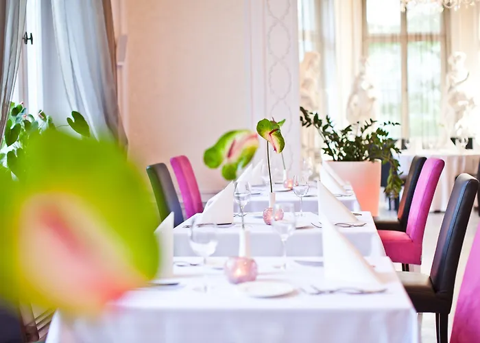 Platinum Palace Boutique & Hotell