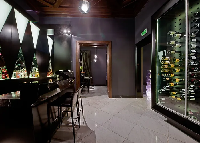 Hotel Platinum Palace Boutique &