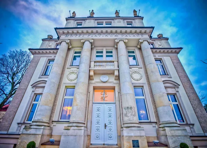 Platinum Palace Boutique & Hotell