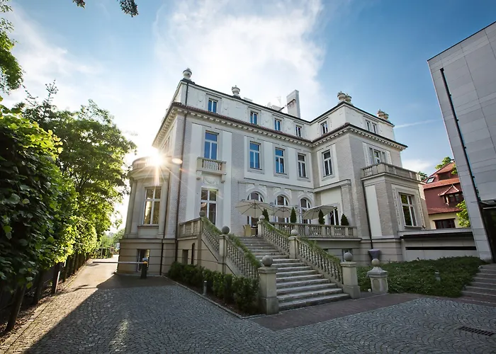 Platinum Palace Boutique & Hotel 5*