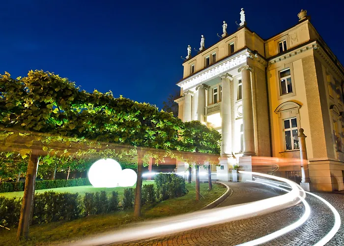 Platinum Palace Boutique & Hotell 5*