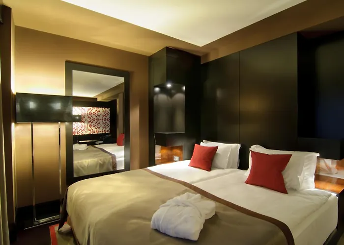 Otel Platinum Palace Boutique & 5*