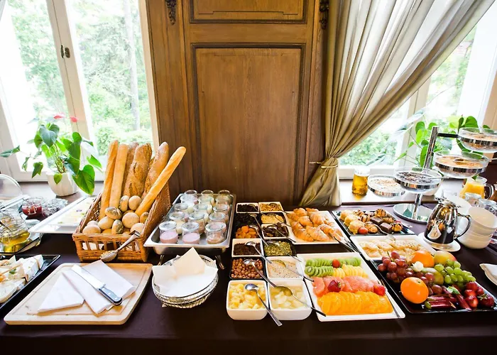 Platinum Palace Boutique & Hotell